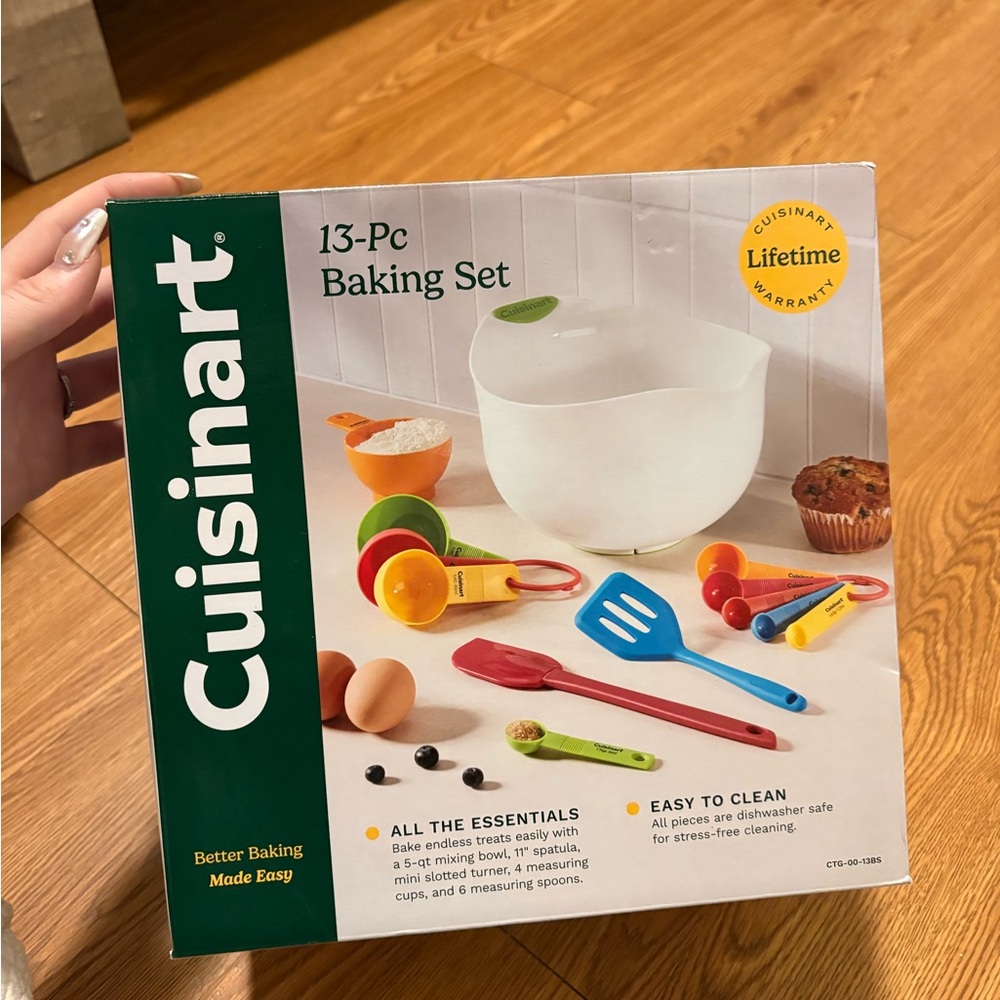 Cuisinart 13-Piece Colorful Baking Set